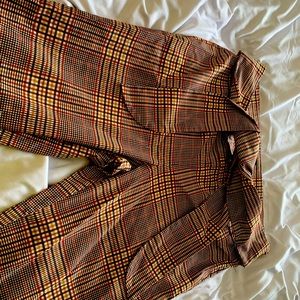 Plaid Capri pants with attached belt